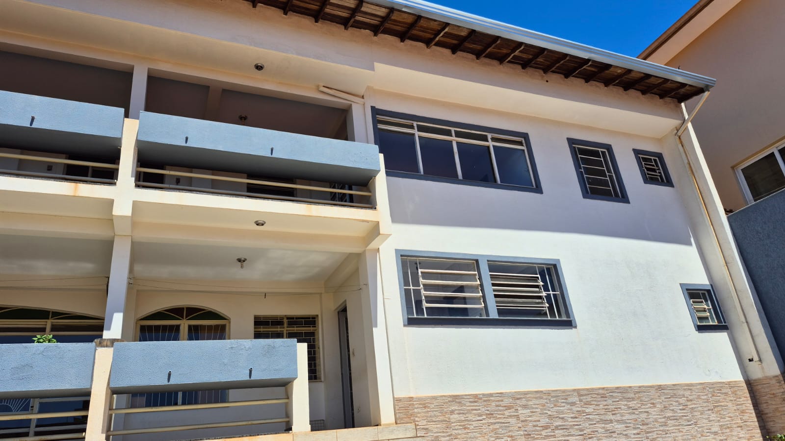 foto do anúncio Magnífica Residência: 450m² de Conforto, Lazer Impecável e Localização Perfeita