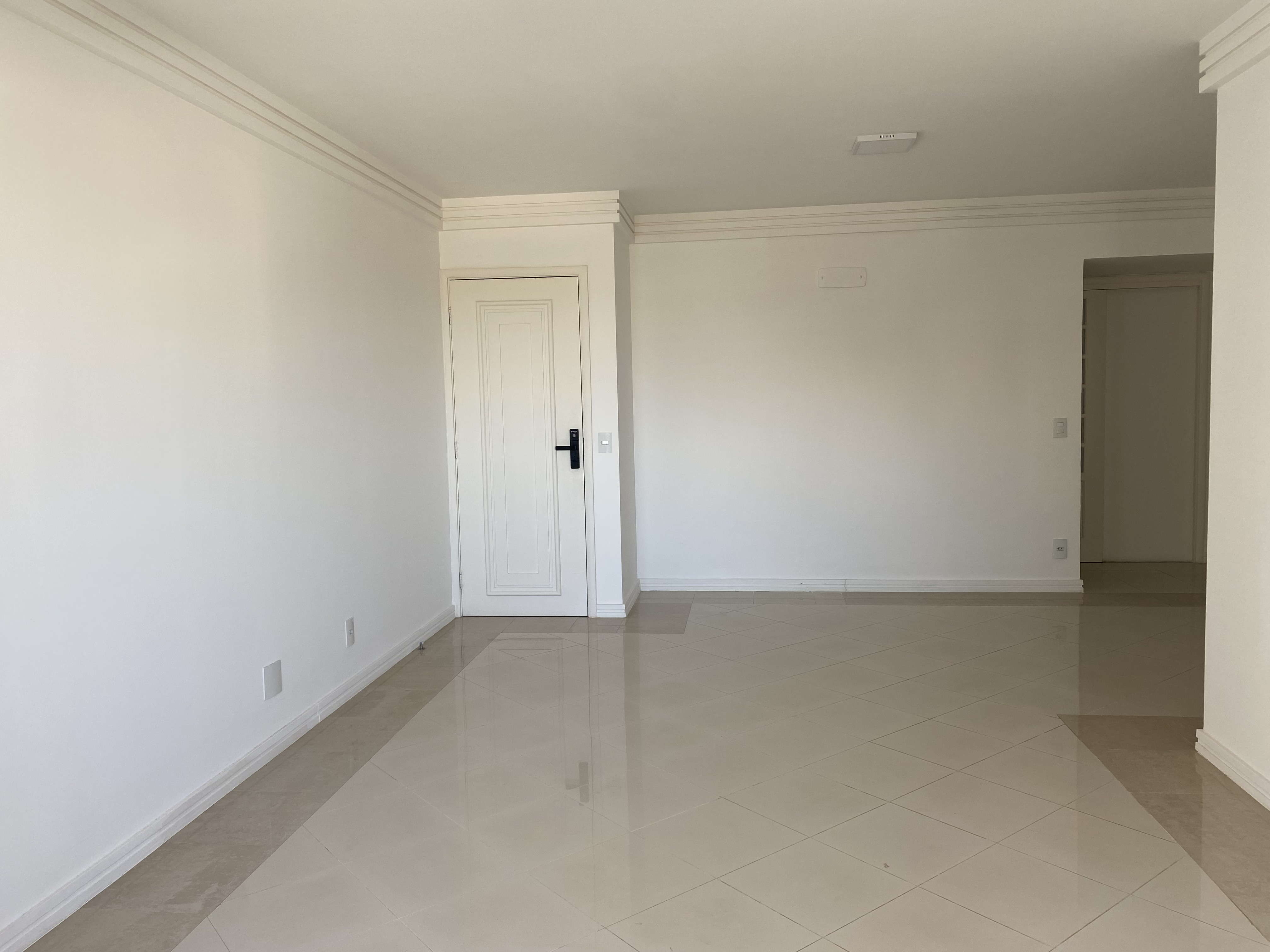 foto do anúncio Edificio Solar Van Gog - Apartamento Reformado