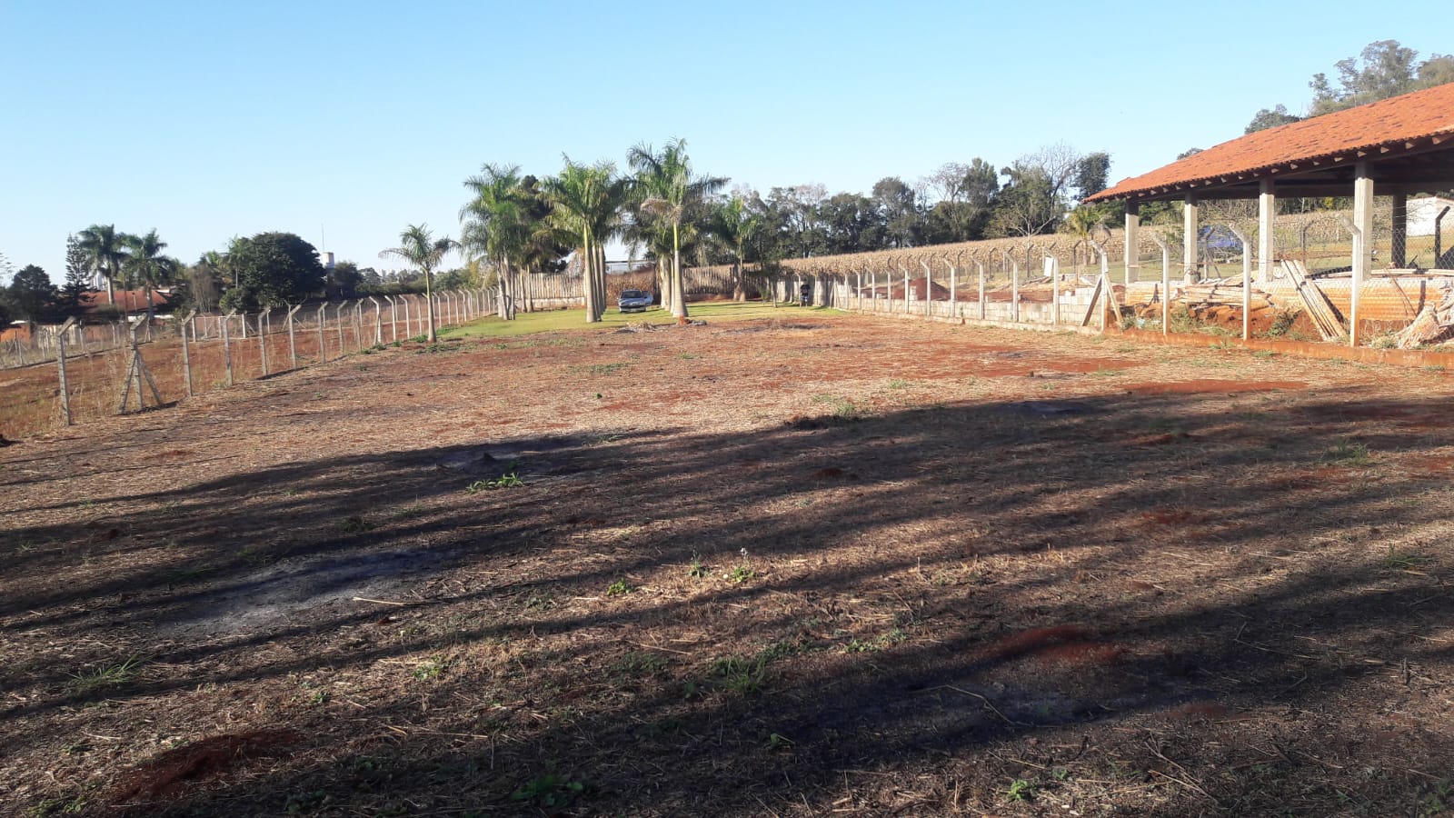 foto do anúncio Chacára 2030 m2  próximo a Condomínios Horizontas - Ótima Localização.