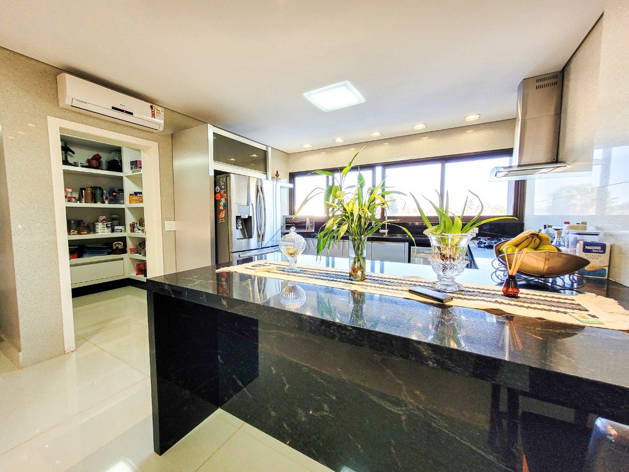 foto do anúncio Casa de Alto Padrão com Vista para o Lago à Venda no Condomínio Royal Park – Londrina/PR  (12713)