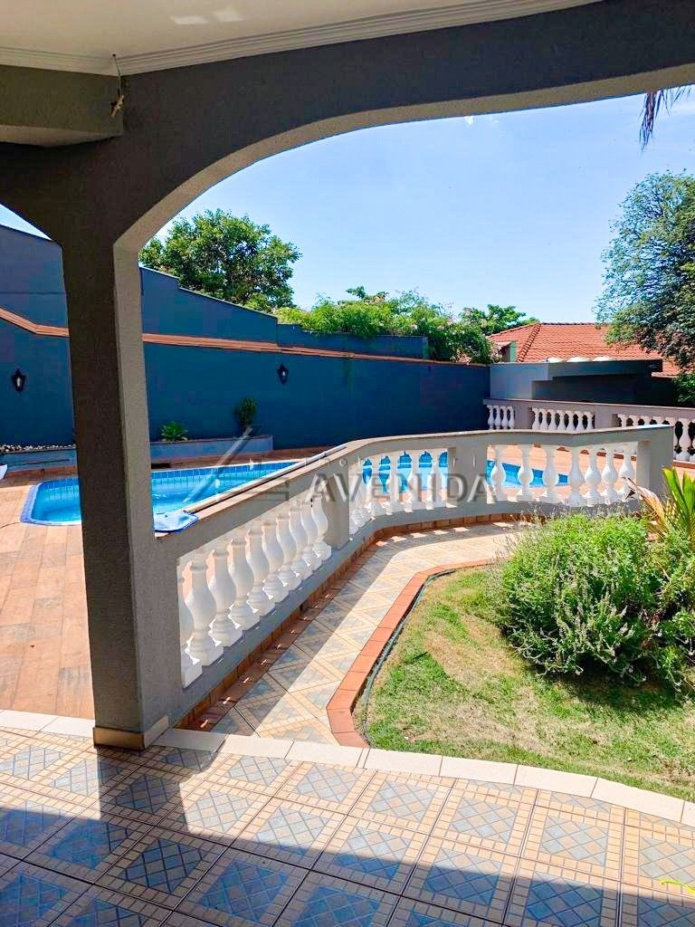 foto do anúncio Casa com 6 Quartos em Terreno de 1.093 m² à Venda no Jardim Coliseu – Londrina/PR  (11963)