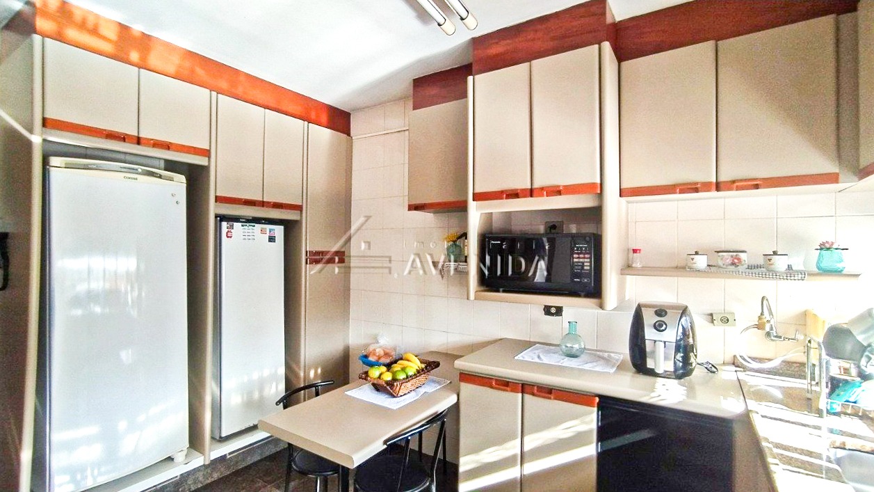 foto do anúncio Casa com 3 Suítes, Piscina e Área Gourmet à Venda no Bairro Lago Parque – Londrina/PR (11257)