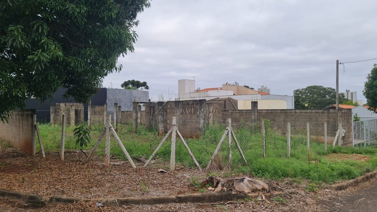 foto do anúncio Terreno de Esquina com 553 m² à Venda no Jardim Itatiaia – Próximo à Av. Harry Prochet, Londrina/PR  (13360)