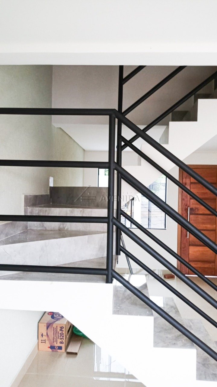 foto do anúncio Sobrado Novo com 3 Quartos (1 Suíte) à Venda no Jardim Columbia – Zona Oeste de Londrina  (13210)