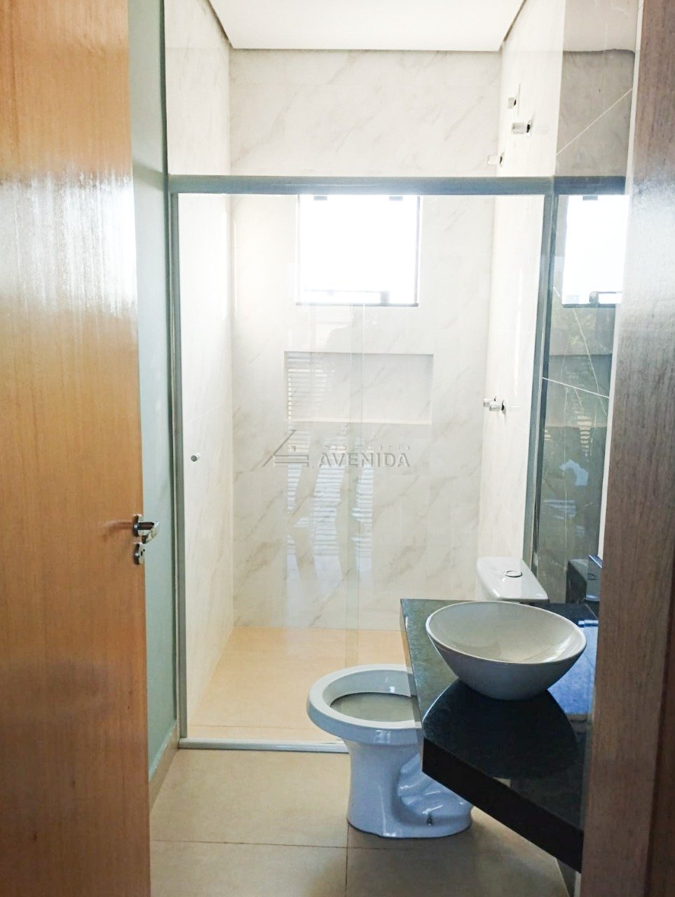 foto do anúncio Sobrado Novo com 3 Quartos (1 Suíte) à Venda no Jardim Columbia – Zona Oeste de Londrina  (13210)