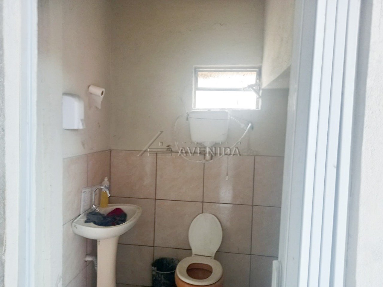 foto do anúncio Galpão Comercial com 145,96 m² à Venda no Jardim Marissol – Zona Leste de Londrina (12256)