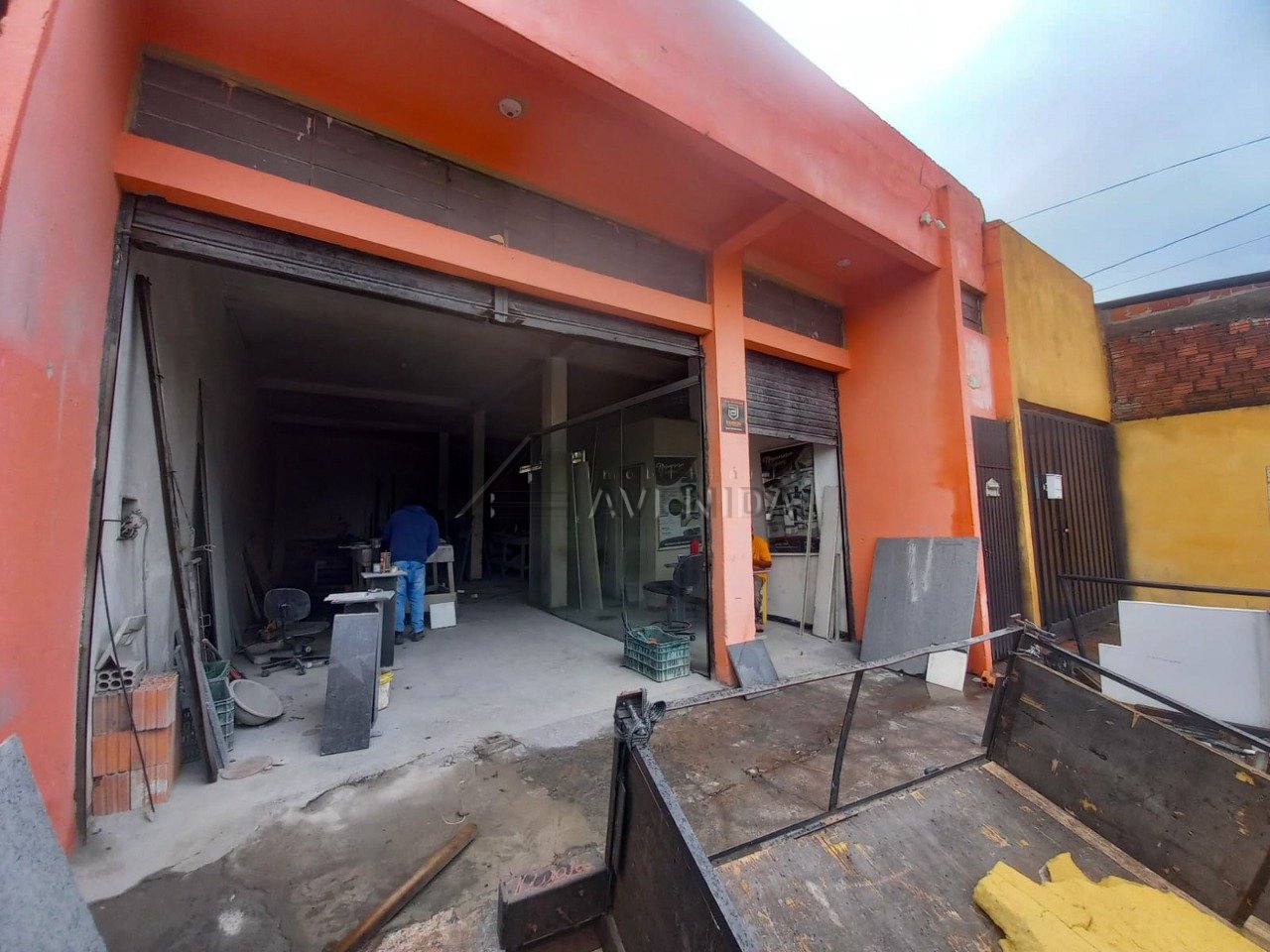 foto do anúncio Galpão Comercial com 145,96 m² à Venda no Jardim Marissol – Zona Leste de Londrina (12256)