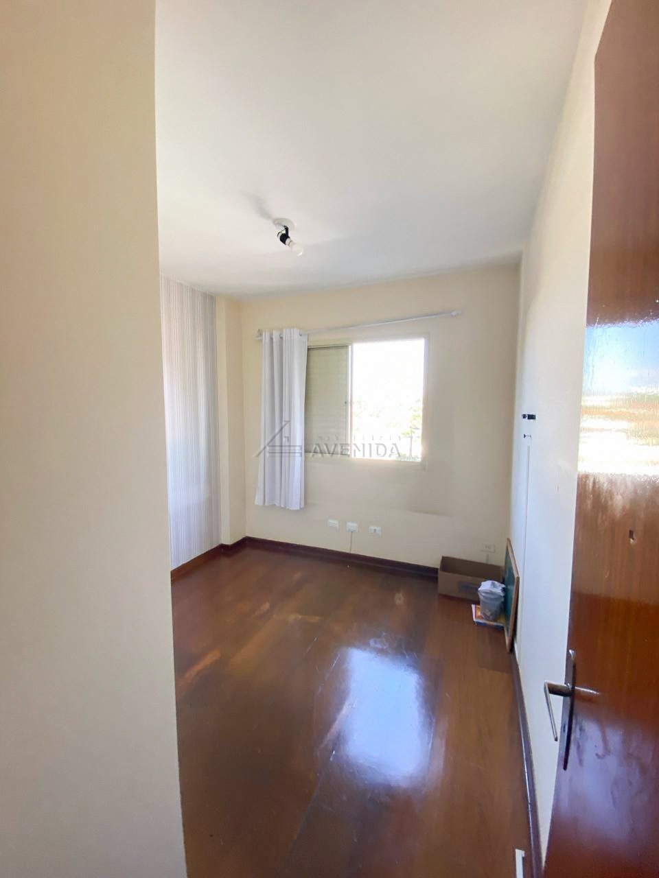 foto do anúncio Apartamento com 3 Quartos (1 Suíte) à Venda no Residencial Amarilis – Centro de Londrina  (12404)