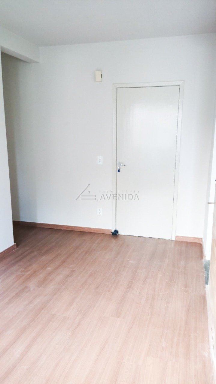 foto do anúncio Apartamento Térreo Reformado com 2 Quartos no Residencial Spazio Luminis – Jardim Montecatini, Cambé (Ref. 13213)