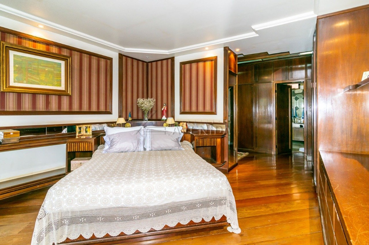 foto do anúncio Casa à Beira do Lago com 4 Quartos – 1.300m² no Jardim do Lago, Londrina (Ref. 11884)