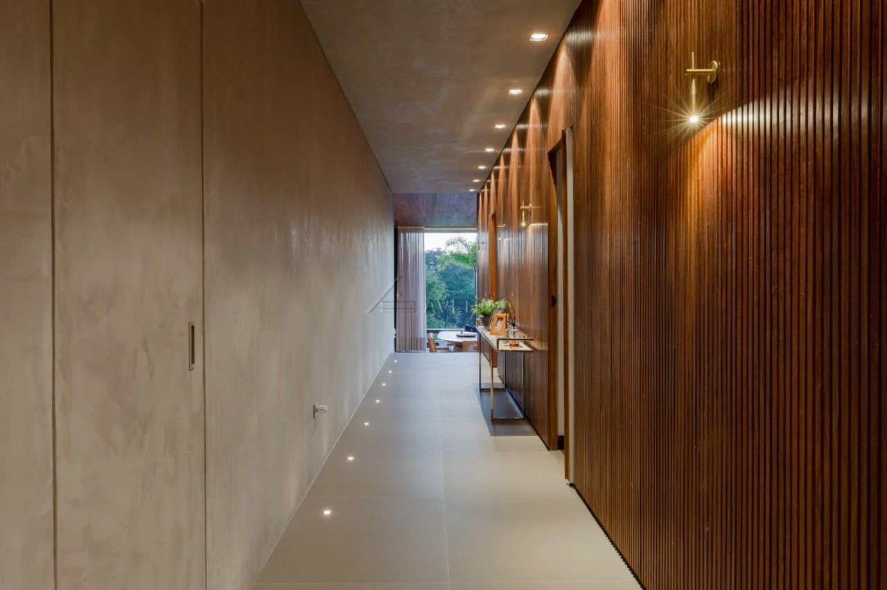 foto do anúncio Casa de Alto Padrão à Venda no Condomínio Royal Forest – Londrina (Ref. 12819)