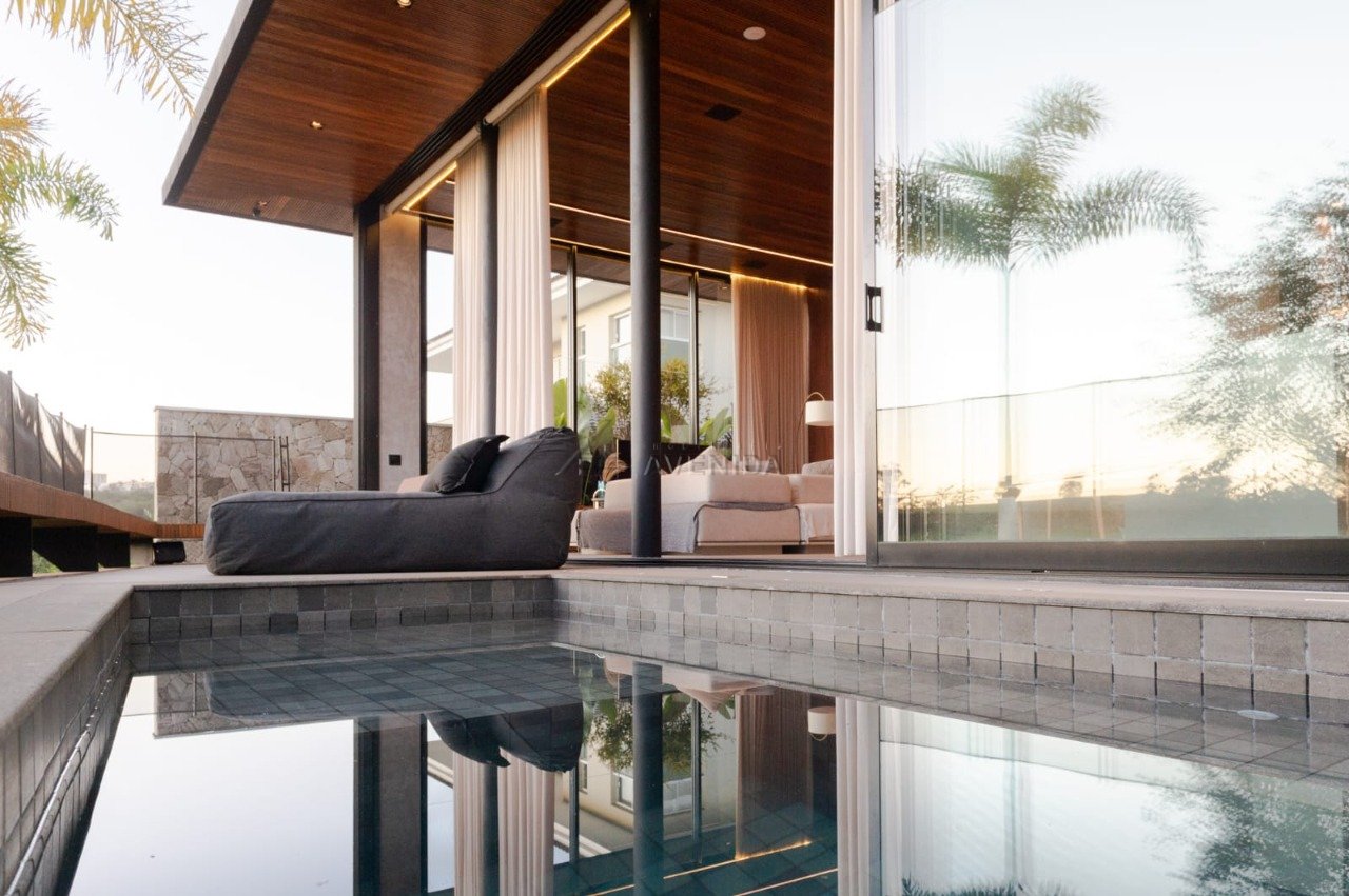 foto do anúncio Casa de Alto Padrão à Venda no Condomínio Royal Forest – Londrina (Ref. 12819)