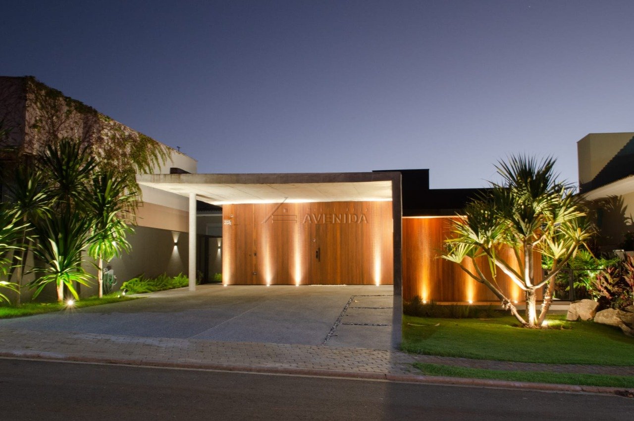 foto do anúncio Casa de Alto Padrão à Venda no Condomínio Royal Forest – Londrina (Ref. 12819)